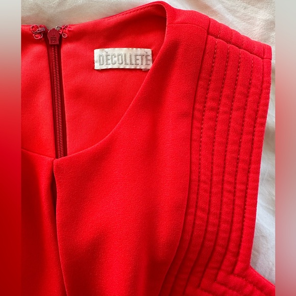 Décolleté by Elif Red Midi Dress - Picture 7 of 7